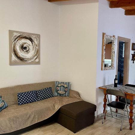 Waterfront Studio Nea Iraklitsa Apartment Ngoại thất bức ảnh